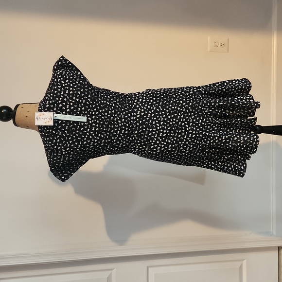 ⭕️ NEW PRICE FIRM She + Sky Size Small Navy Ruched Dress - Picture 4 of 6